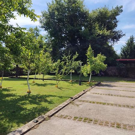 Posada Real La Montanesa Corrales De Buelna Eksteriør billede